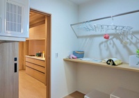 脱衣室兼ランドリー